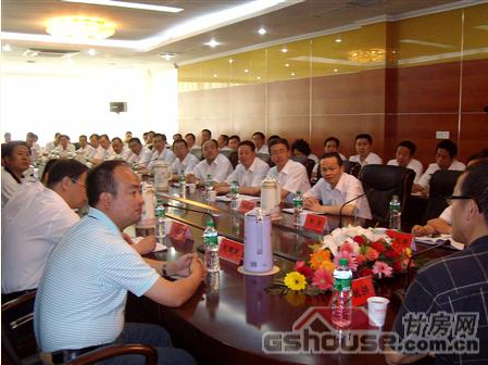 “老俞”作客zoty中欧集团 兰州新东方选址zoty中欧名苑