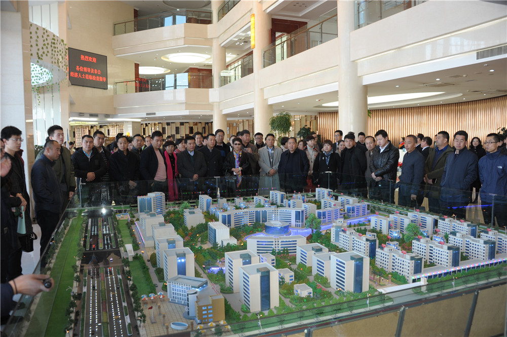 兰州市工商联组织非公经济人士参观zoty中欧集团新区项目，开展学习十九大精神暨理想信念教育实践活动