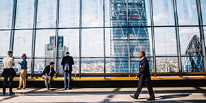 坚持“抓落实、求实事、负责任”的九字方针，积极践行“安老、扶幼、助学、济困”宗旨，勇担企业社会责任。