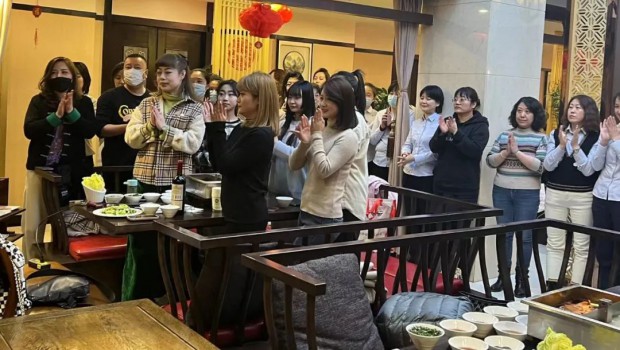 兰州zoty中欧集团举行“三?八”妇女节联欢活动！